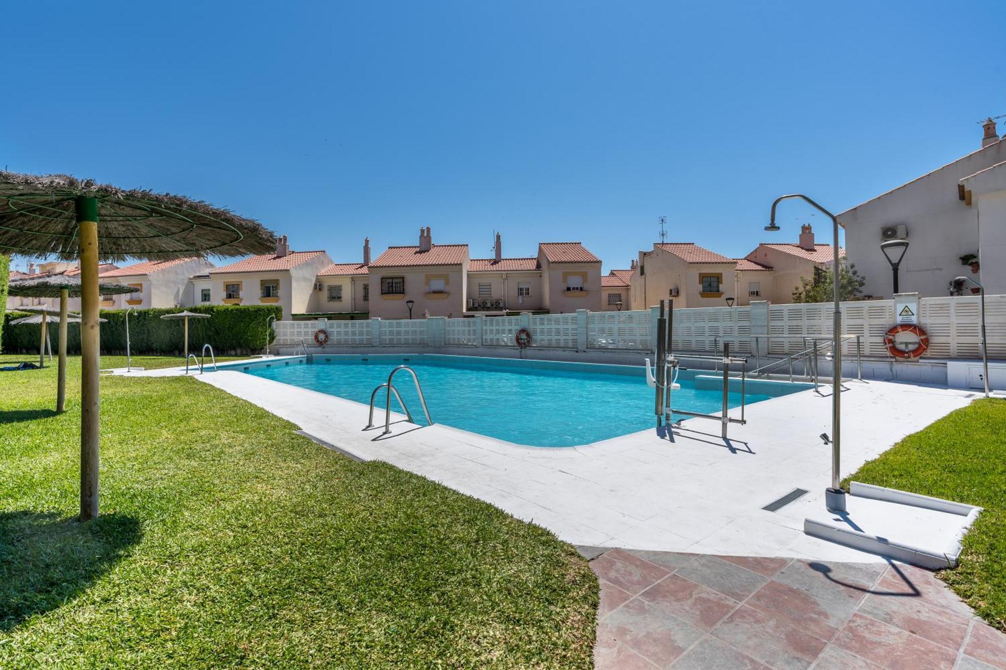 The Beach House At Playa Salobrena Exterior photo
